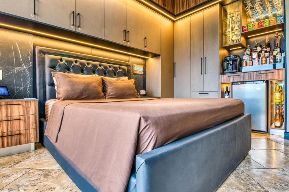 Secretjaco - Luxury Beach Front Penthouse With Pool & Jacuzzi المظهر الخارجي الصورة